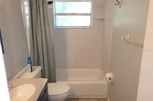 2928 Betty Dr, Sarasota, FL 34232 - Photo 13