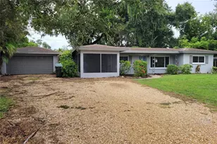 2928 Betty Dr, Sarasota, FL 34232 - Photo 3