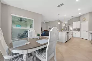 12390 Wellen Golf St, Venice, FL 34293 - Photo 15