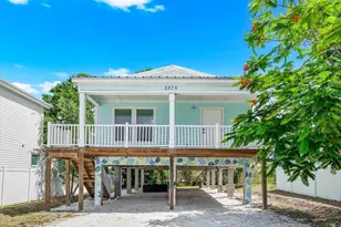 2375 Bahia Vista St, Sarasota, FL 34239 - Photo 1