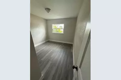 5612 Larimer Drive, Tampa, FL 33615 - Photo 11