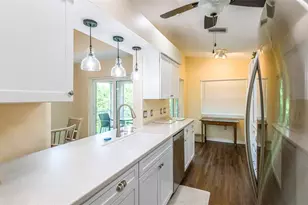 5658 Sheffield Greene Cir, Sarasota, FL 34235 - Photo 7