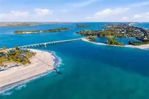 546 Spanish Dr S, Longboat Key, FL 34228 - Photo 53