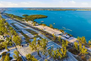 546 Spanish Dr S, Longboat Key, FL 34228 - Photo 57