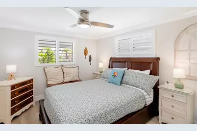 546 Spanish Drive S, Longboat Key, FL 34228 - Photo 25