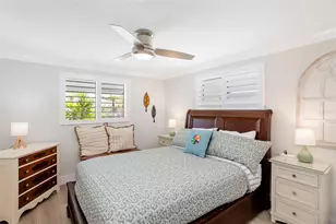 546 Spanish Dr S, Longboat Key, FL 34228 - Photo 25