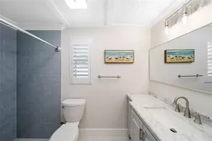 546 Spanish Dr S, Longboat Key, FL 34228 - Photo 23