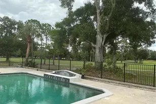 502 Magellan Dr, Sarasota, FL 34243 - Photo 49