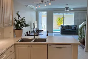 5397 Cambiago St, Sarasota, FL 34238 - Photo 5