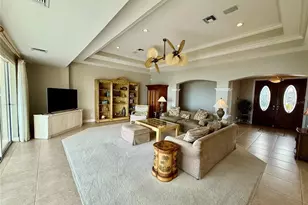 376 W Royal Flamingo Dr, Sarasota, FL 34236 - Photo 5