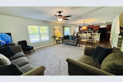 11521 Southern Creek Drive, Gibsonton, FL 33534 - Photo 11