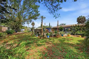 709 Padua Ct, Nokomis, FL 34275 - Photo 23