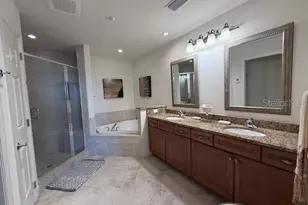 7710 Lake Vista Ct, Lakewood Ranch, FL 34202 - Photo 13