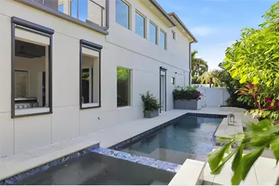 1805 Goldenrod Street, Sarasota, FL 34239 - Photo 9