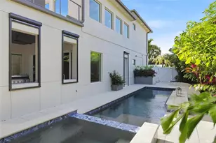 1805 Goldenrod St, Sarasota, FL 34239 - Photo 9