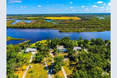 11903 Upper Manatee River Road, Bradenton, FL 34212 - Photo 3