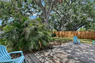 2706 White Sands Dr, Sarasota, FL 34231 - Photo 17