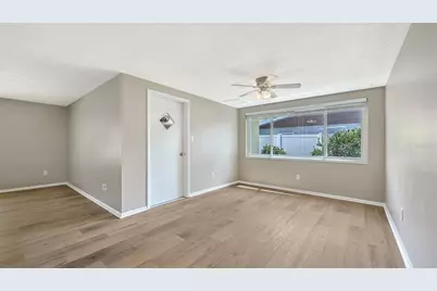 2706 White Sands Drive, Sarasota, FL 34231 - Photo 5