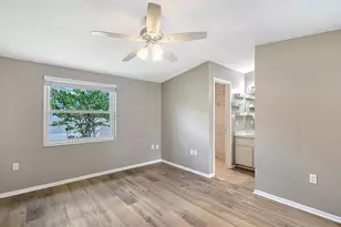 2706 White Sands Dr, Sarasota, FL 34231 - Photo 11