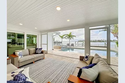 605 Key Royale Drive, Holmes Beach, FL 34217 - Photo 97
