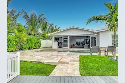 605 Key Royale Drive, Holmes Beach, FL 34217 - Photo 21