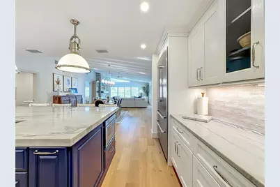 605 Key Royale Drive, Holmes Beach, FL 34217 - Photo 53