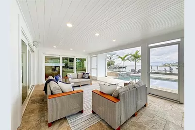 605 Key Royale Drive, Holmes Beach, FL 34217 - Photo 31