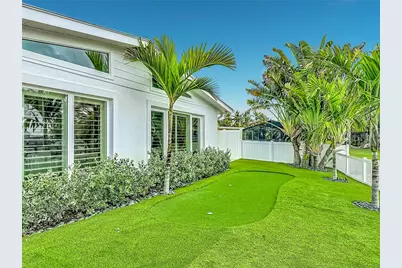 605 Key Royale Drive, Bradenton Beach, FL 34217 - Photo 13