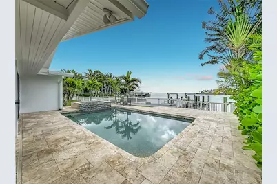 605 Key Royale Drive, Bradenton Beach, FL 34217 - Photo 9