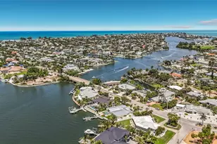 605 Key Royale Dr, Holmes Beach, FL 34217 - Photo 91