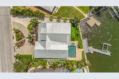 605 Key Royale Drive, Holmes Beach, FL 34217 - Photo 87