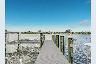 605 Key Royale Drive, Bradenton Beach, FL 34217 - Photo 19