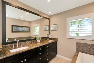157 Lookout Point Dr, Osprey, FL 34229 - Photo 25