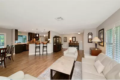 157 Lookout Point Drive, Osprey, FL 34229 - Photo 9