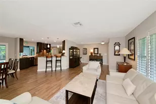 157 Lookout Point Dr, Osprey, FL 34229 - Photo 9