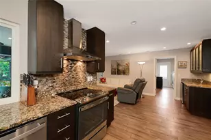 157 Lookout Point Dr, Osprey, FL 34229 - Photo 13