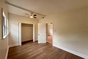 224 W Cornelius Cir, Sarasota, FL 34232 - Photo 27