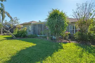 315 Londonderry Dr, Sarasota, FL 34240 - Photo 41