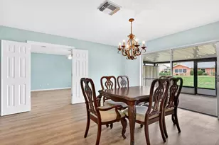 1612 Bentwood Dr, Sun City Center, FL 33573 - Photo 21