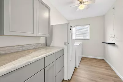 1612 Bentwood Drive, Sun City Center, FL 33573 - Photo 17