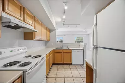 1195 Villagio Circle #208, Sarasota, FL 34237 - Photo 15