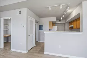 1195 Villagio Cir, Sarasota, FL 34237 - Photo 11