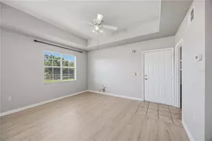 1195 Villagio Cir, Sarasota, FL 34237 - Photo 7
