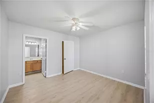 1195 Villagio Cir, Sarasota, FL 34237 - Photo 17