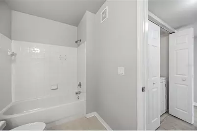 1195 Villagio Circle #208, Sarasota, FL 34237 - Photo 29