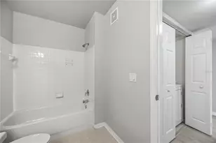 1195 Villagio Cir, Sarasota, FL 34237 - Photo 29