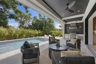 2531 Wisteria St, Sarasota, FL 34239 - Photo 43