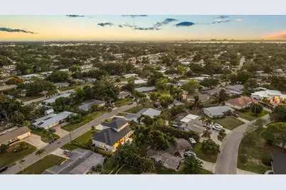 2531 Wisteria Street, Sarasota, FL 34239 - Photo 65