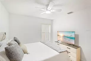 4537 S Lockwood Ridge Rd, Sarasota, FL 34231 - Photo 15