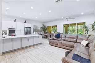 3663 Square W Ln, Sarasota, FL 34238 - Photo 13